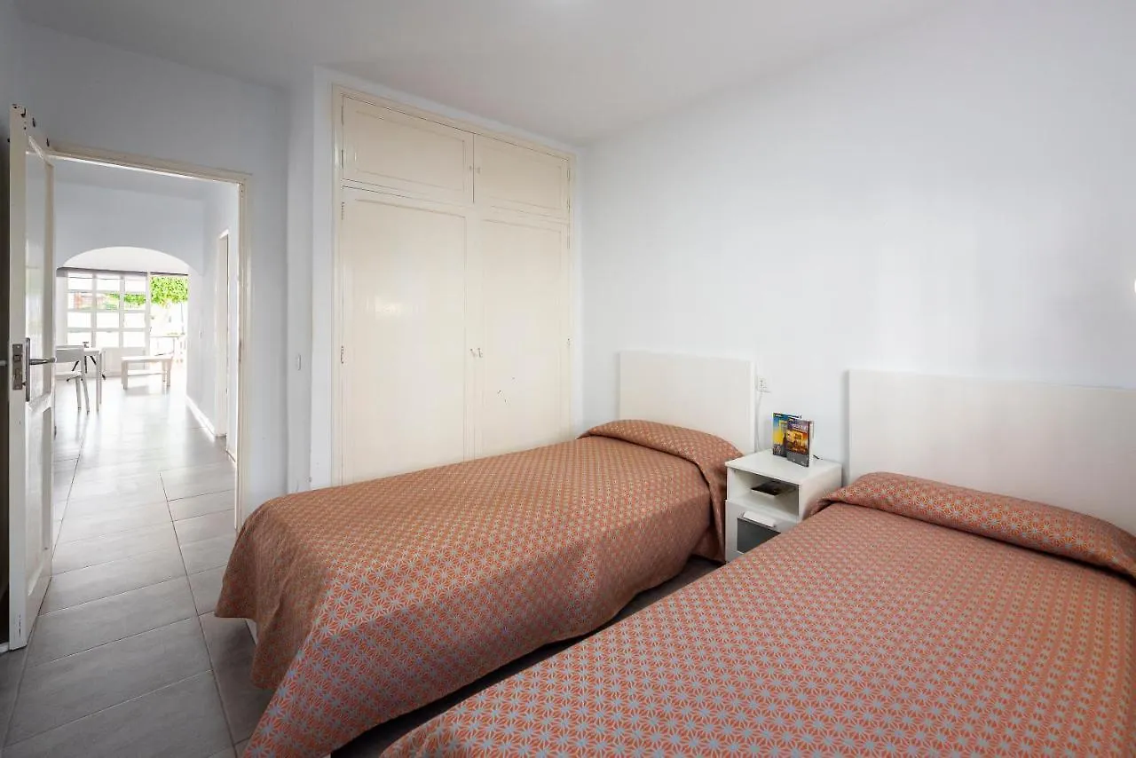 Lava Teneguia, 5 Guests In 2 Bedrooms Puerto del Carmen  0*, Puerto del Carmen (Lanzarote) Spain